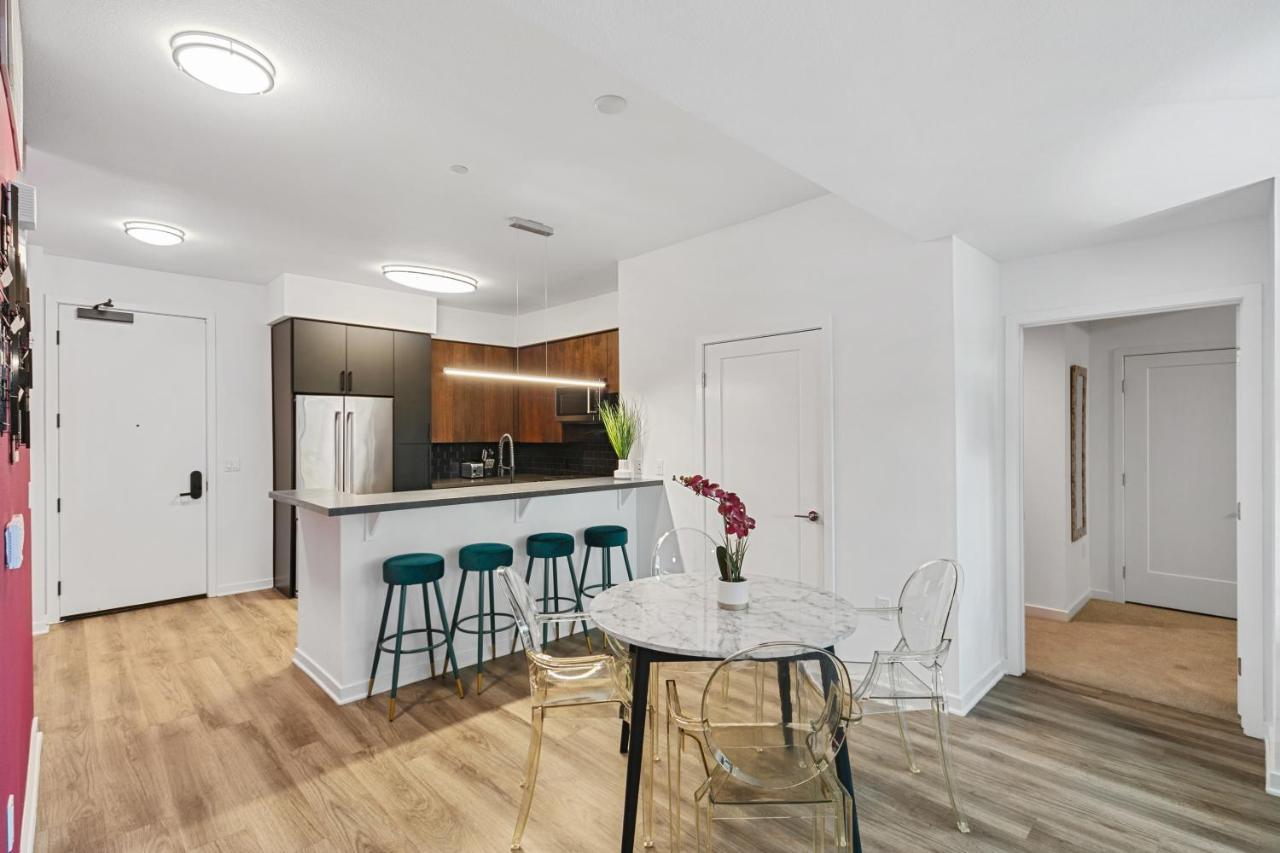 Fairfax District Chic City Oasis 2 Bedroom Apt With Den 136 Лос Анджелис Екстериор снимка