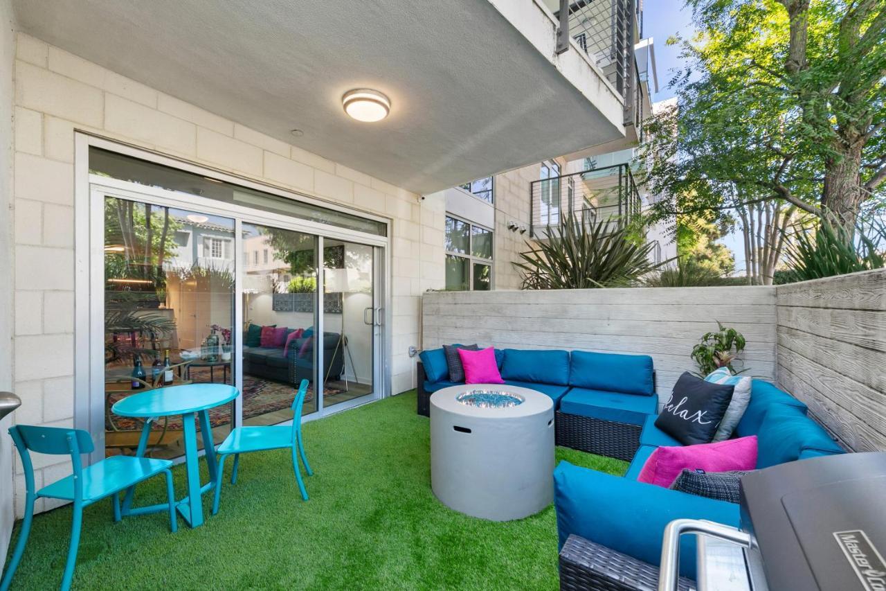 Fairfax District Chic City Oasis 2 Bedroom Apt With Den 136 Лос Анджелис Екстериор снимка